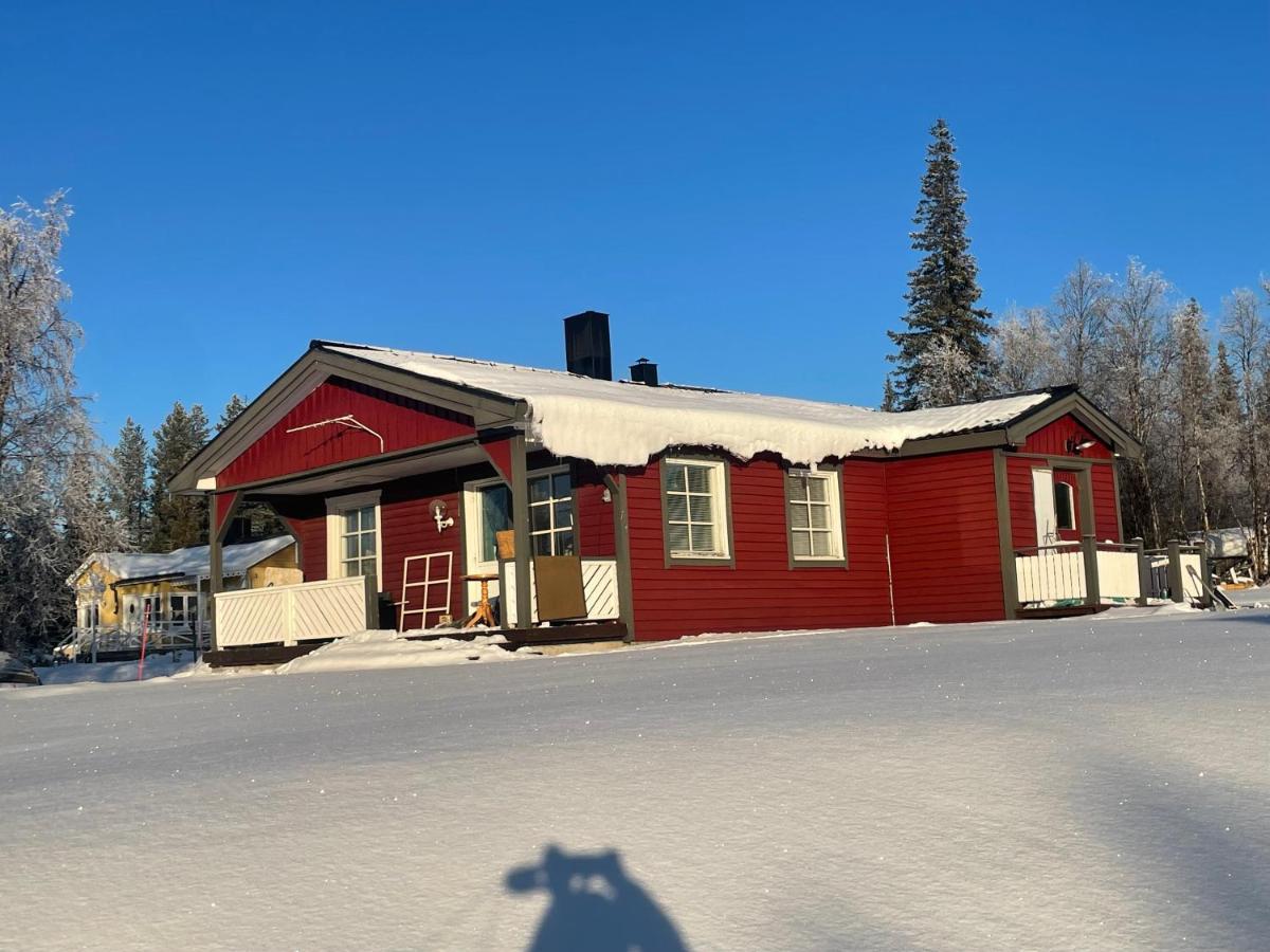 Little Adorable Red Villa Kiruna Exterior foto
